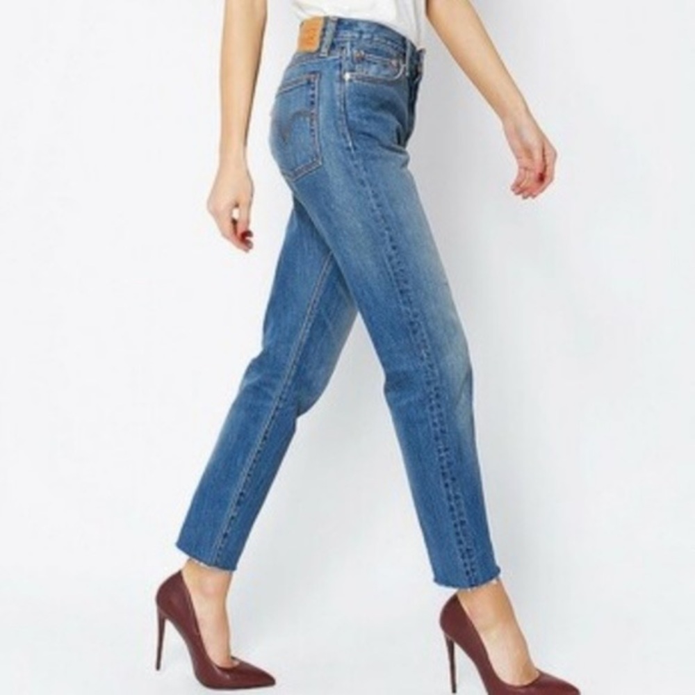 Levi’s wedgie icon jean (Coyote Desert Wash)